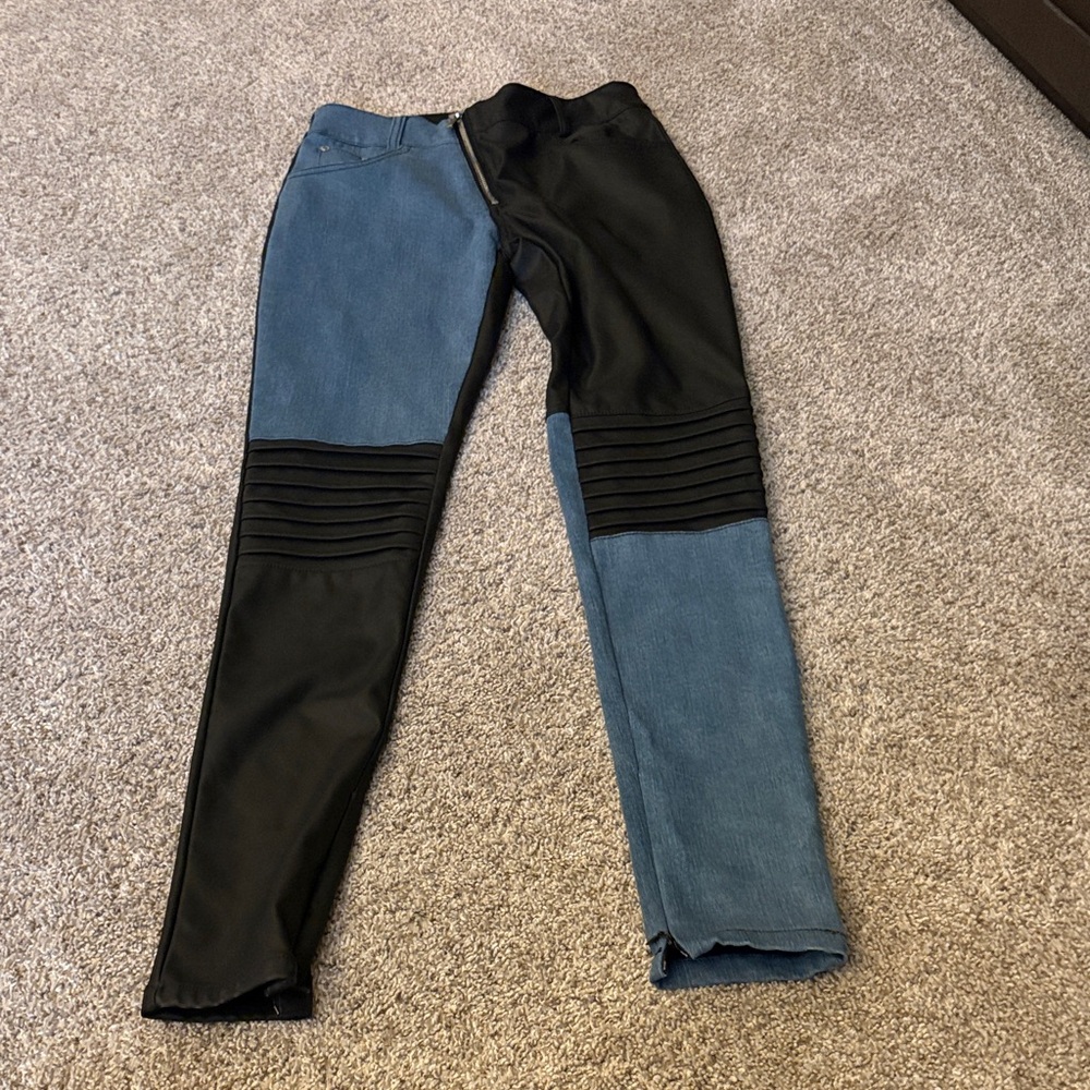 Maniere De Voir Black and Blue Panel Pants